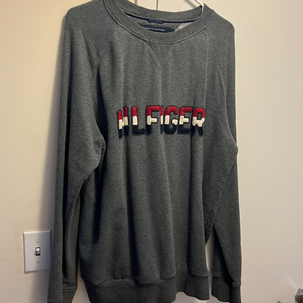 Tommy Hilfiger sweater